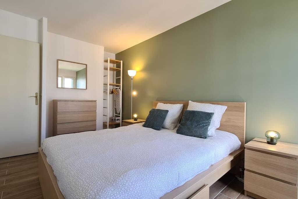 Appt 80M², 13 P, Disneyland, Fibre, 2 Parkings 쉐시 외부 사진