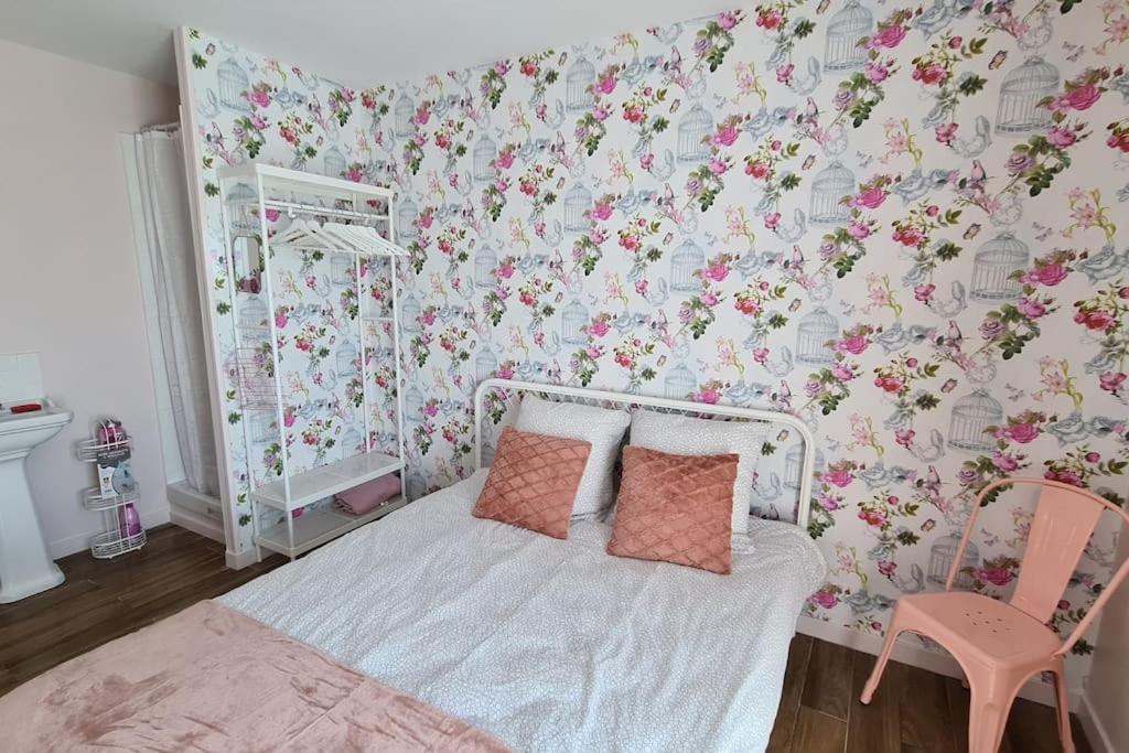 Appt 80M², 13 P, Disneyland, Fibre, 2 Parkings 쉐시 외부 사진